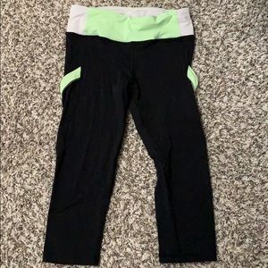 Lulu Lemon cropped leggings